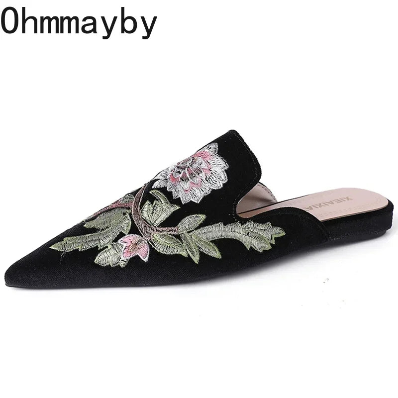 Elegant Floral Embroidered Pointed-Toe Mules – product detail view 4