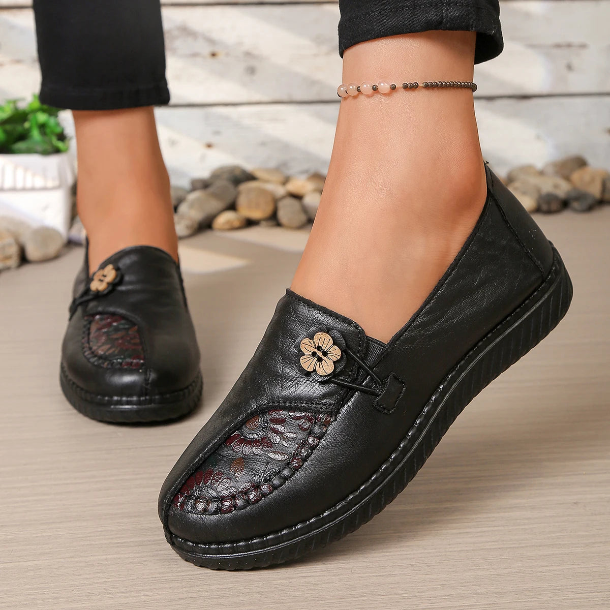 Xanthe Comfortable Slip-On Flat Loafers – product detail view 8