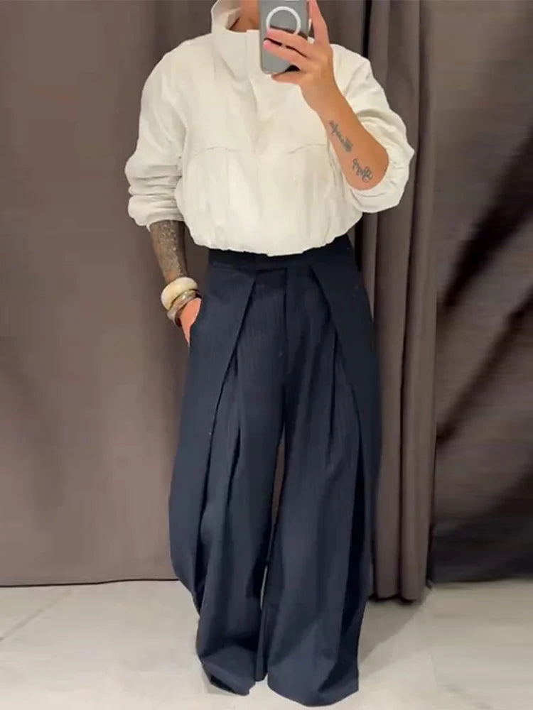 Striped Pleated Trousers with High Waist – product detail view 3