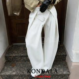 Pleated Wide Leg Trousers with Side Pockets – product detail view 4