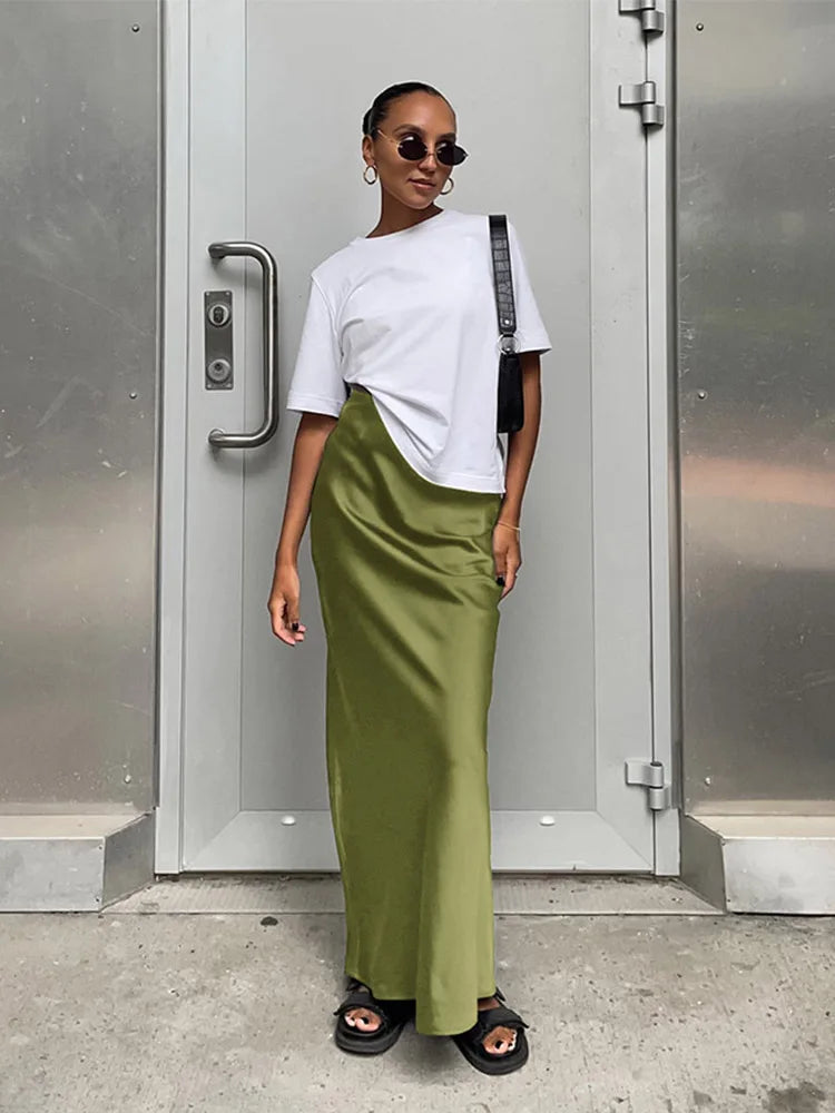 Satin Trumpet Maxi Skirt with High Waist – product detail view 3