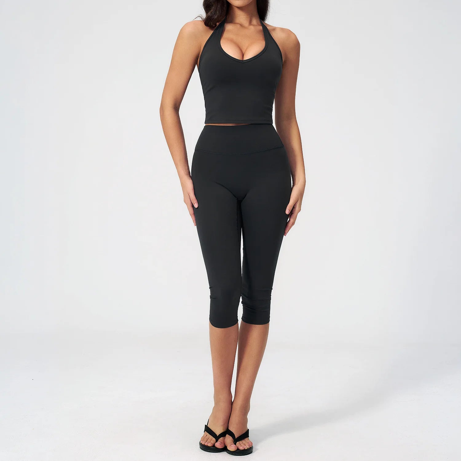 Two Piece Activewear Set with Capri Leggings – product detail view 8