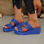 Joelle Comfortable Floral Platform Sandals – product detail view 2