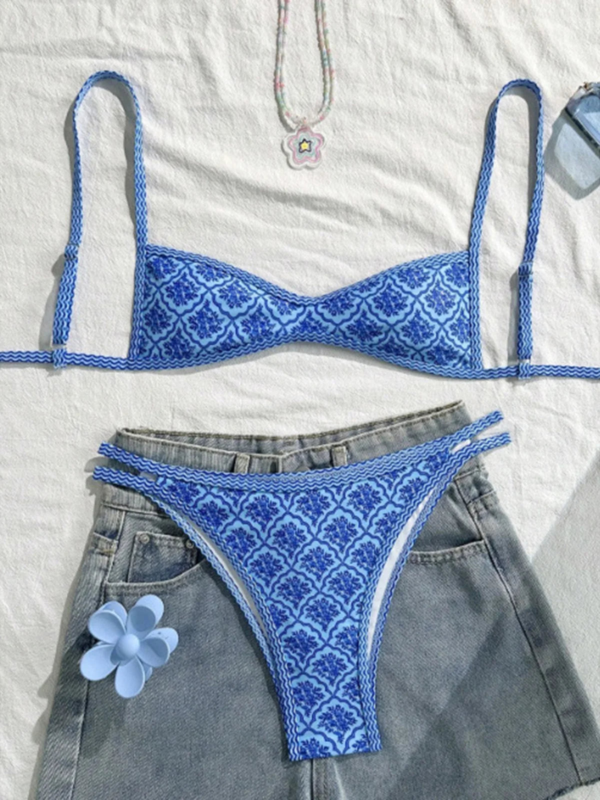 Juno Flattering Floral Two-Piece Bikini Set – product detail view 3