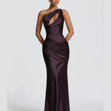 Mabel Elegant Pleated Halter Maxi Dress – product detail view 17