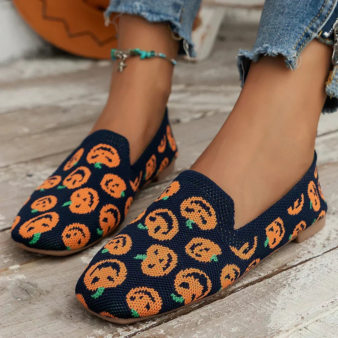Clara Classic Everyday Slip-On Shoes – product detail view 7