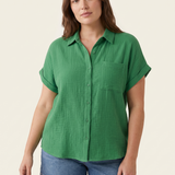 Cove Short-Sleeve Cotton Button-Up Shirt – studio front view