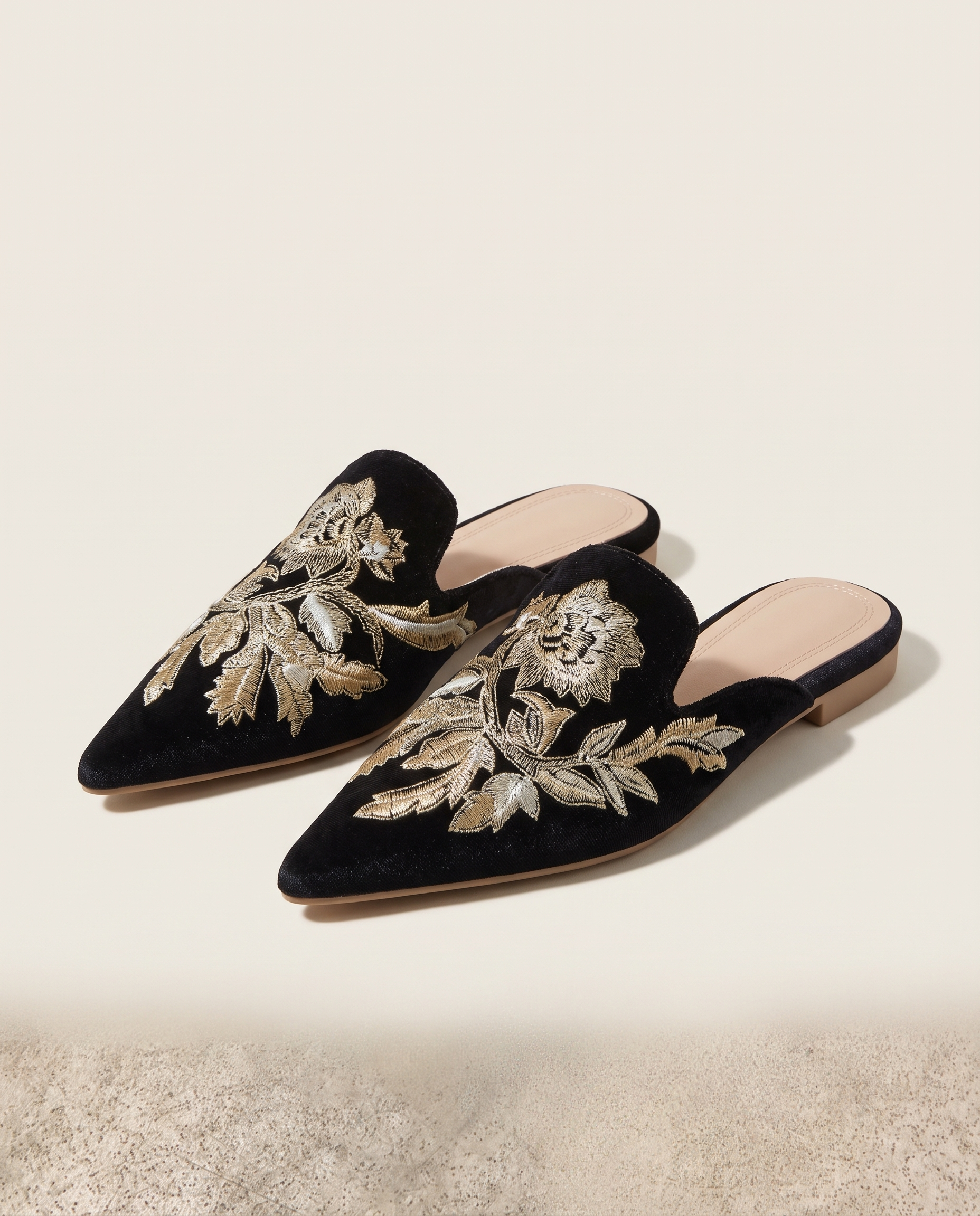 Elegant Floral Embroidered Pointed-Toe Mules — Black gold variant