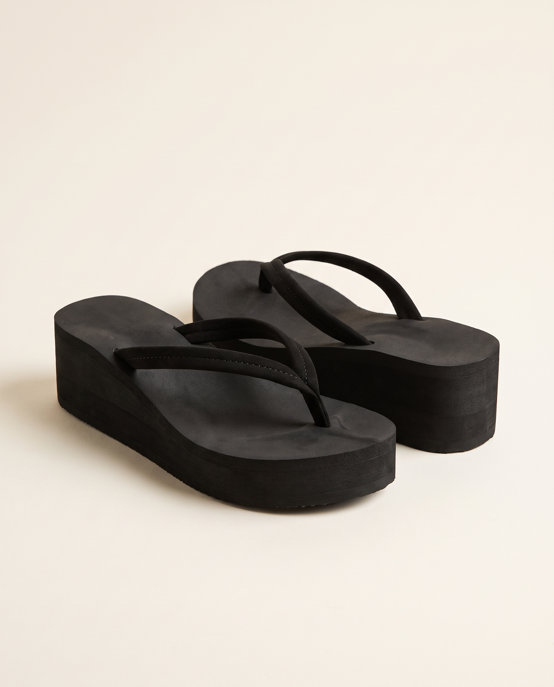 Flora Classic Wedge Everyday Flip-Flops — hero view