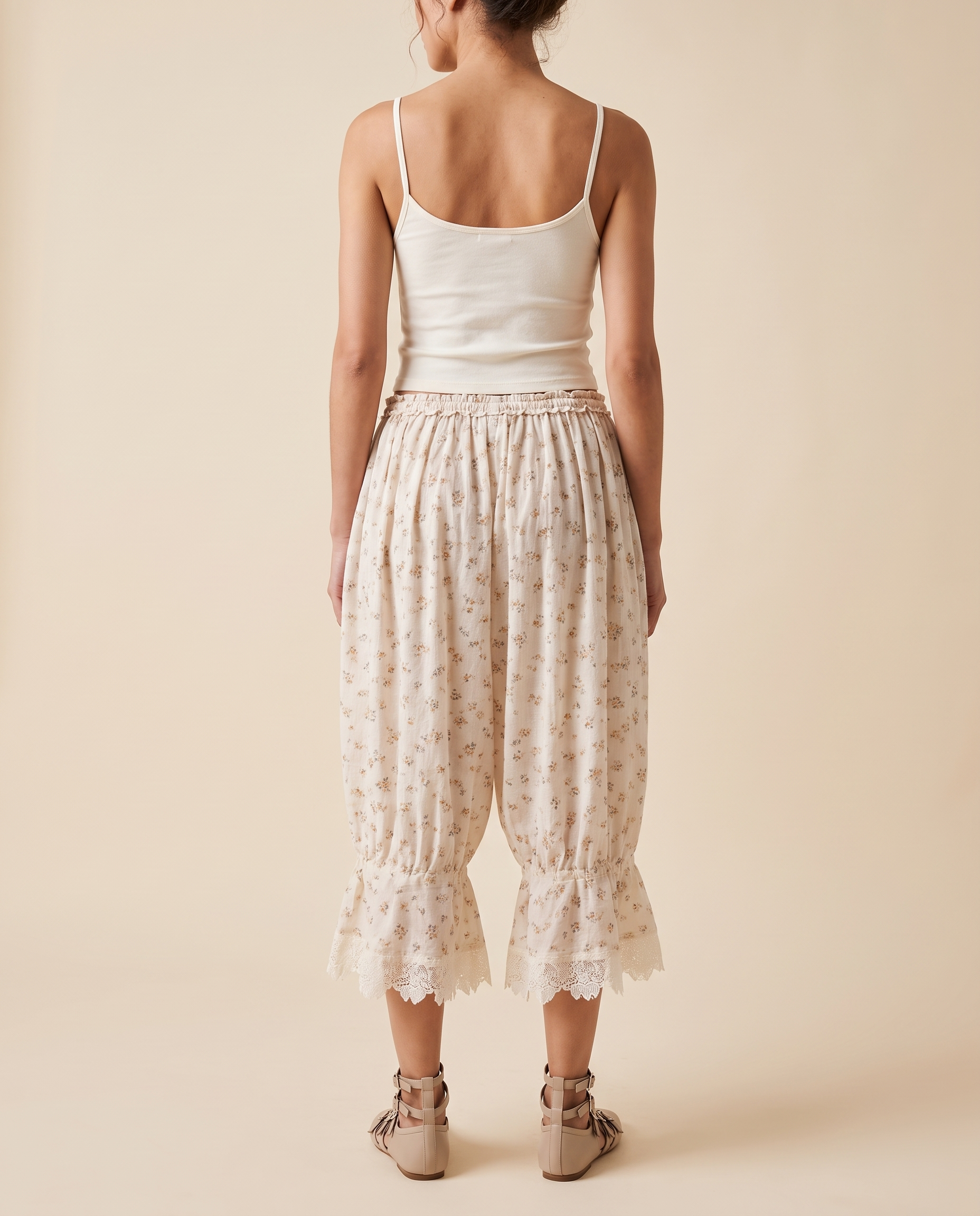Floral Lace Lantern Trousers – Print A back