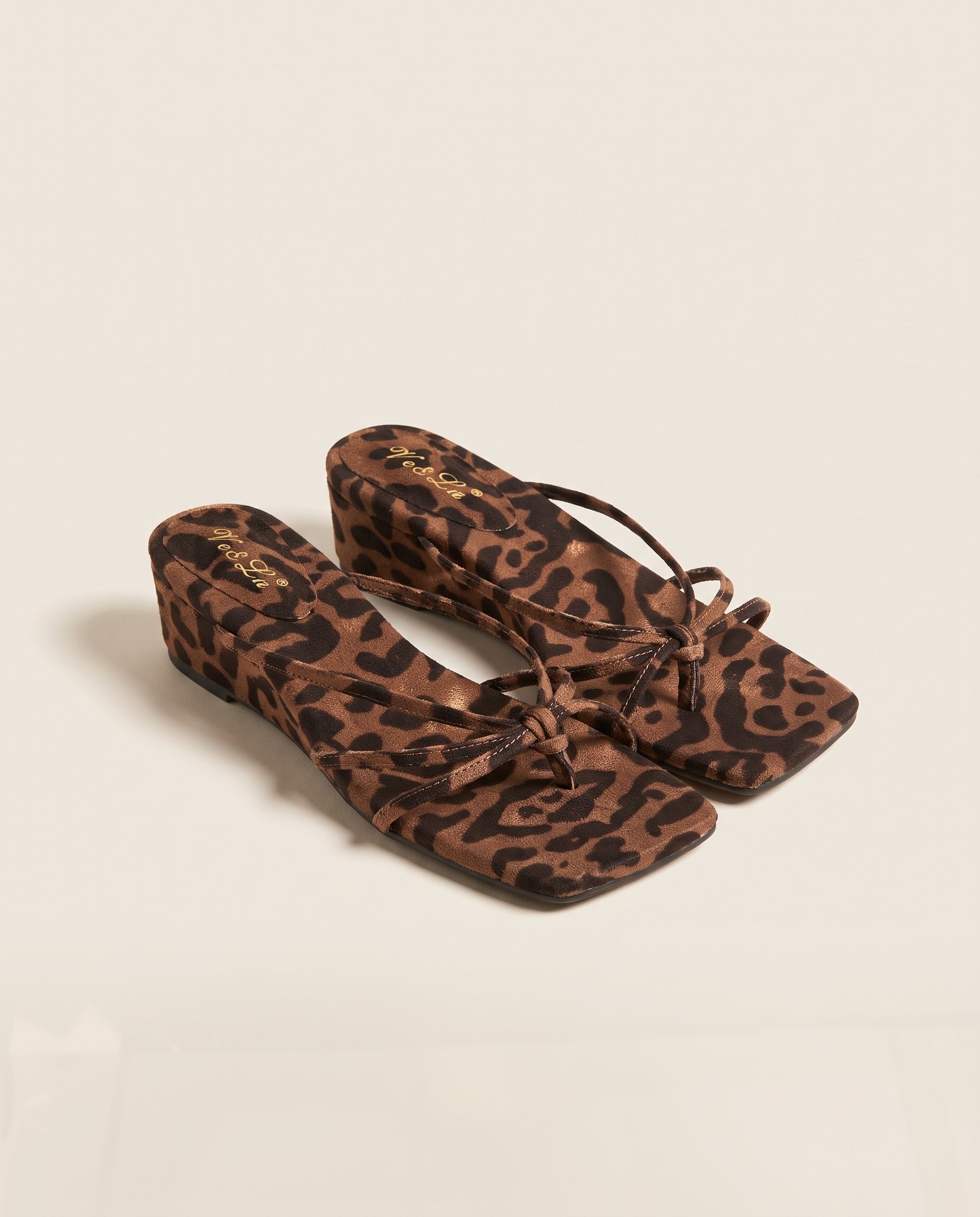 Freya Elegant Leopard-Print Wedge Flip-Flops — Leopard variant