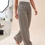 Gingham Wide Leg Trousers – Black lifestyle