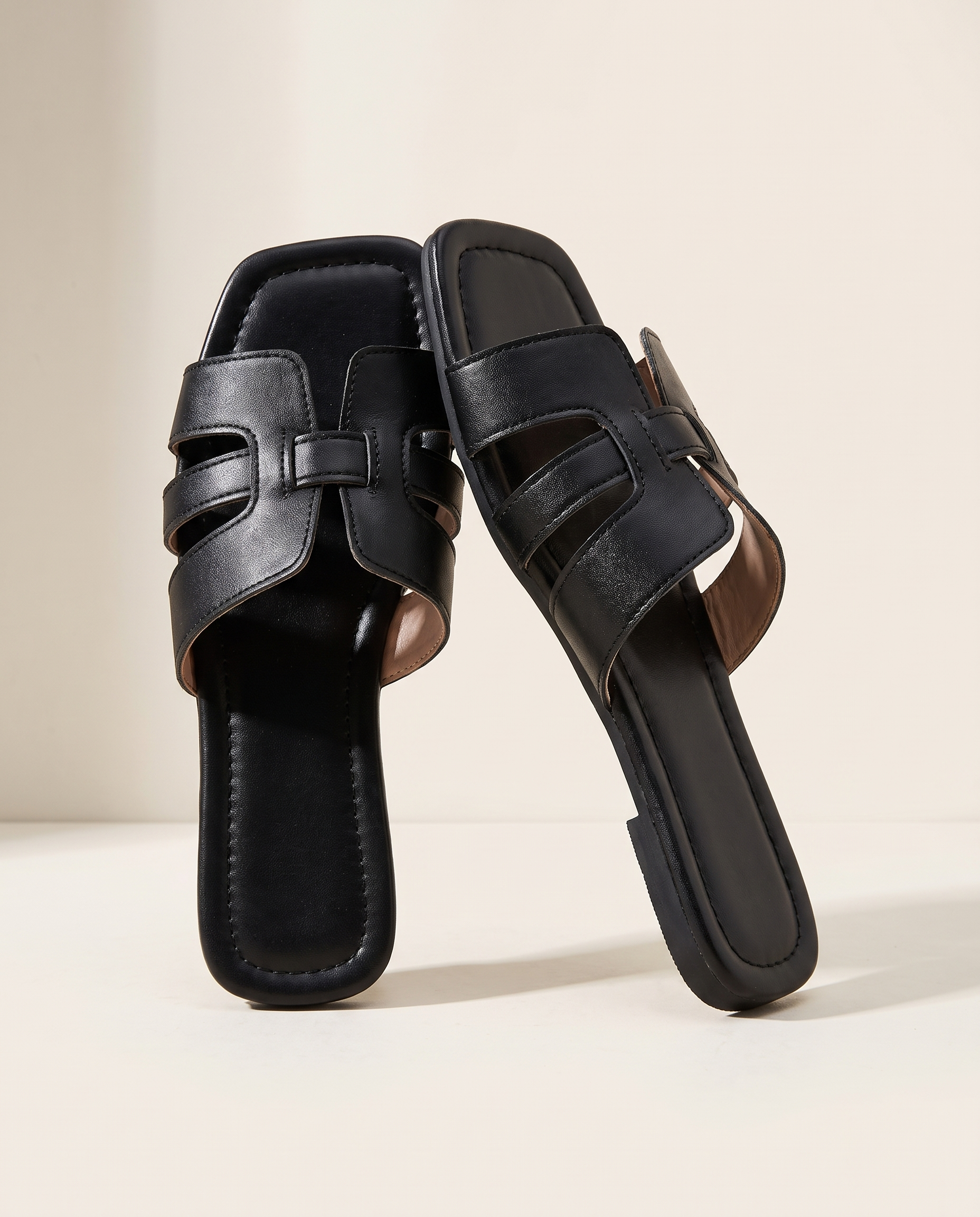 Harlow Comfortable Open-Toe Flat Sandals — detail view