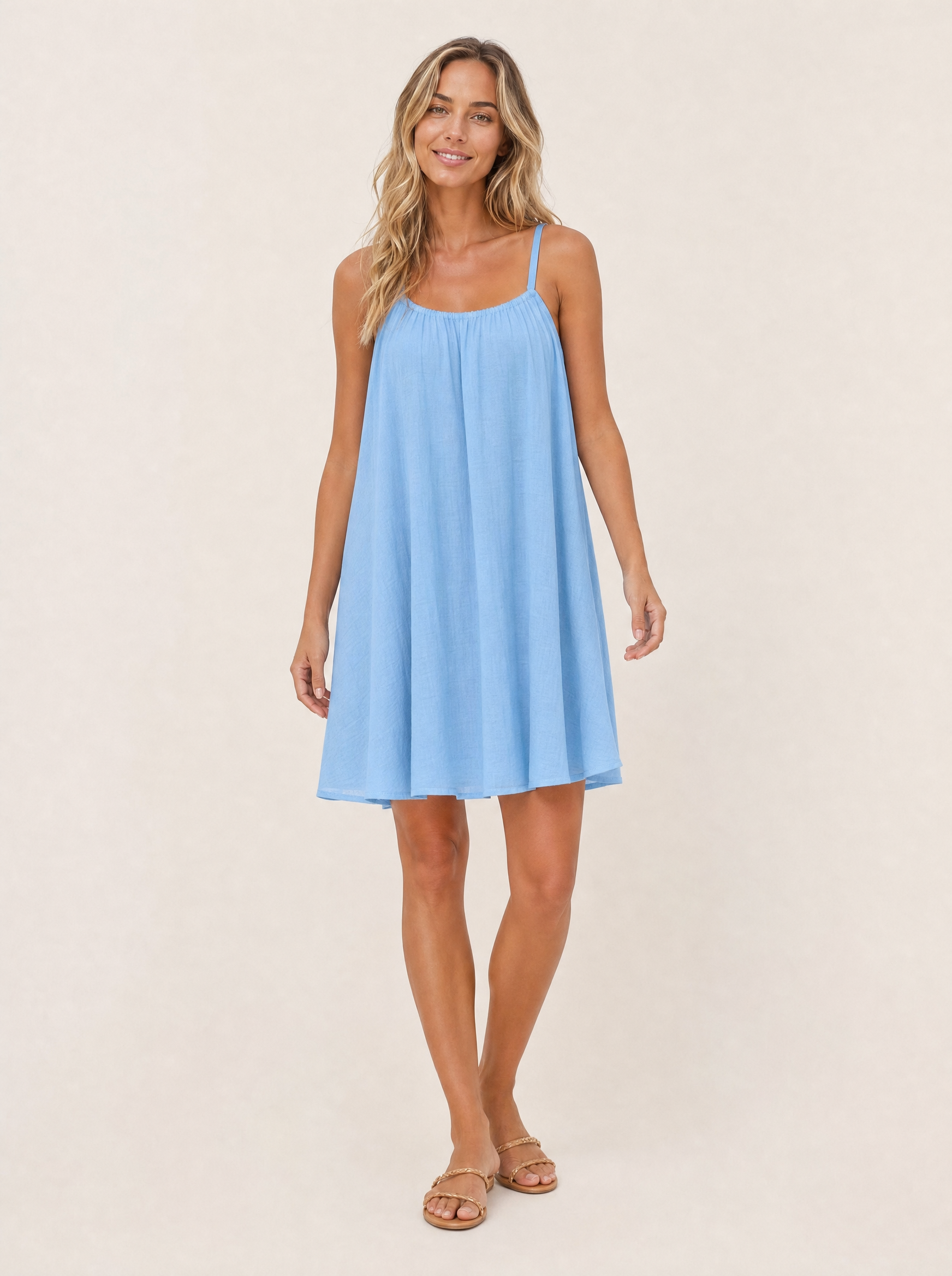 Open Back Dress with Relaxed Fit – product detail view 4