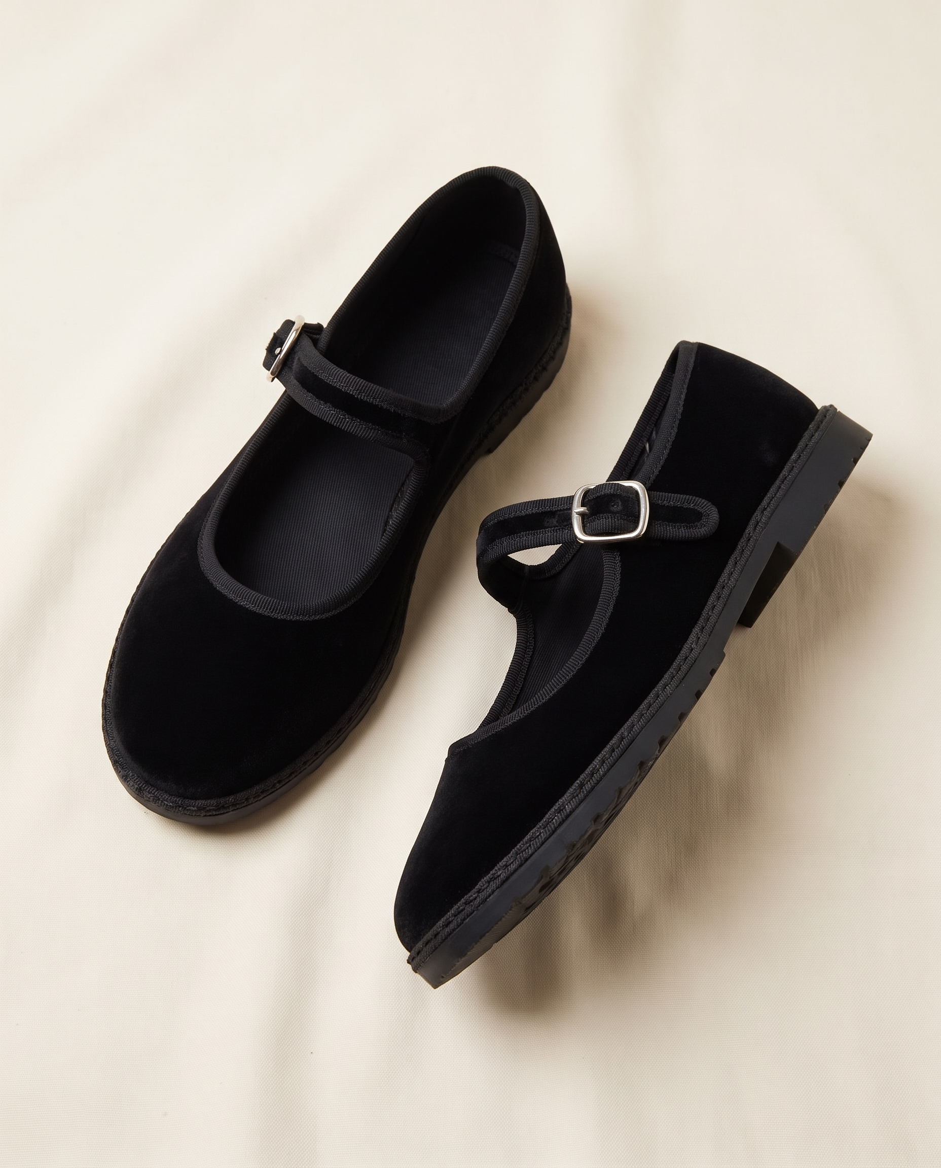 Paloma Classic Velvet Ballet Flats — detail view
