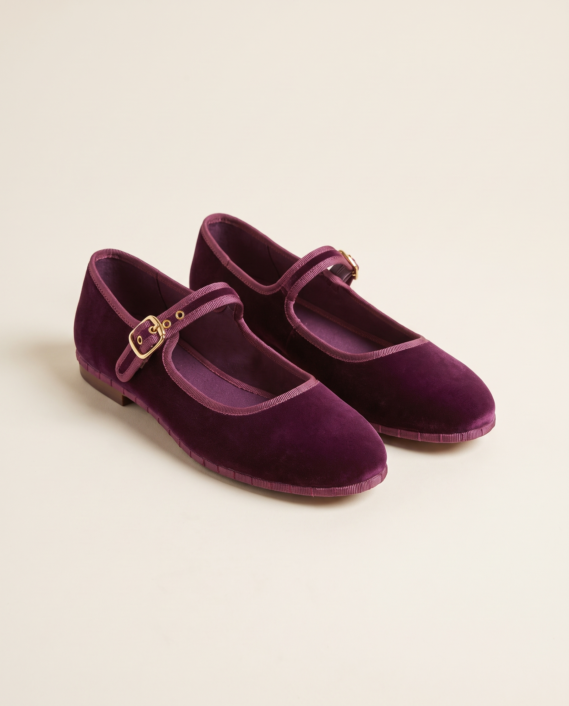Paloma Classic Velvet Ballet Flats — Purple variant