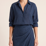 Pandora | Elegant Draped Two-Piece Set — Dunkelblau — fabric detail