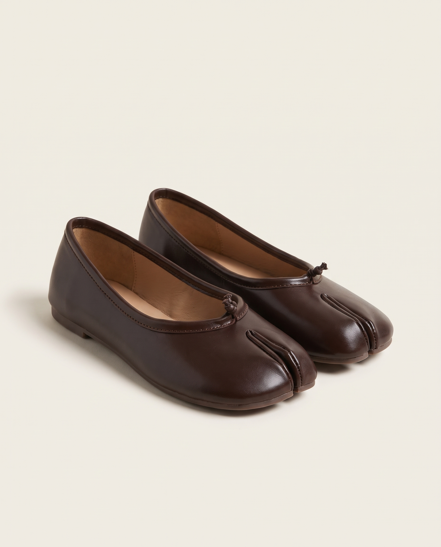 Quinn Comfortable Flat Everyday Loafers — Brown variant