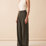 Pleated Wide Leg Trousers with Side Pockets – three-quarter view
