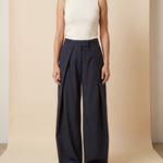 Pleated Wide Leg Trousers with Side Pockets – colour variant view
