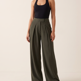 Pleated Wide Leg Trousers with Side Pockets – primary product view