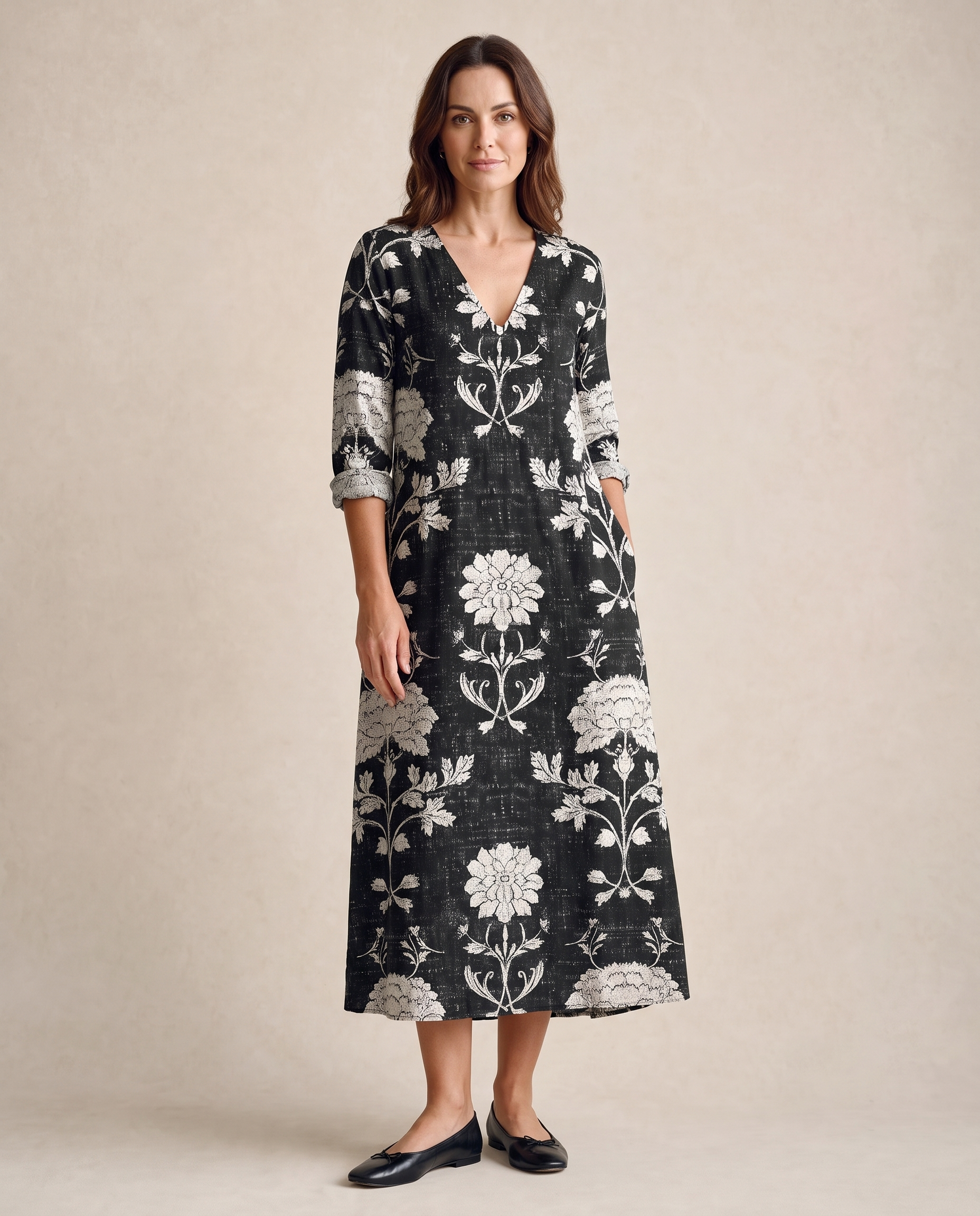 Printed Midi Dress with Pockets — Black studio