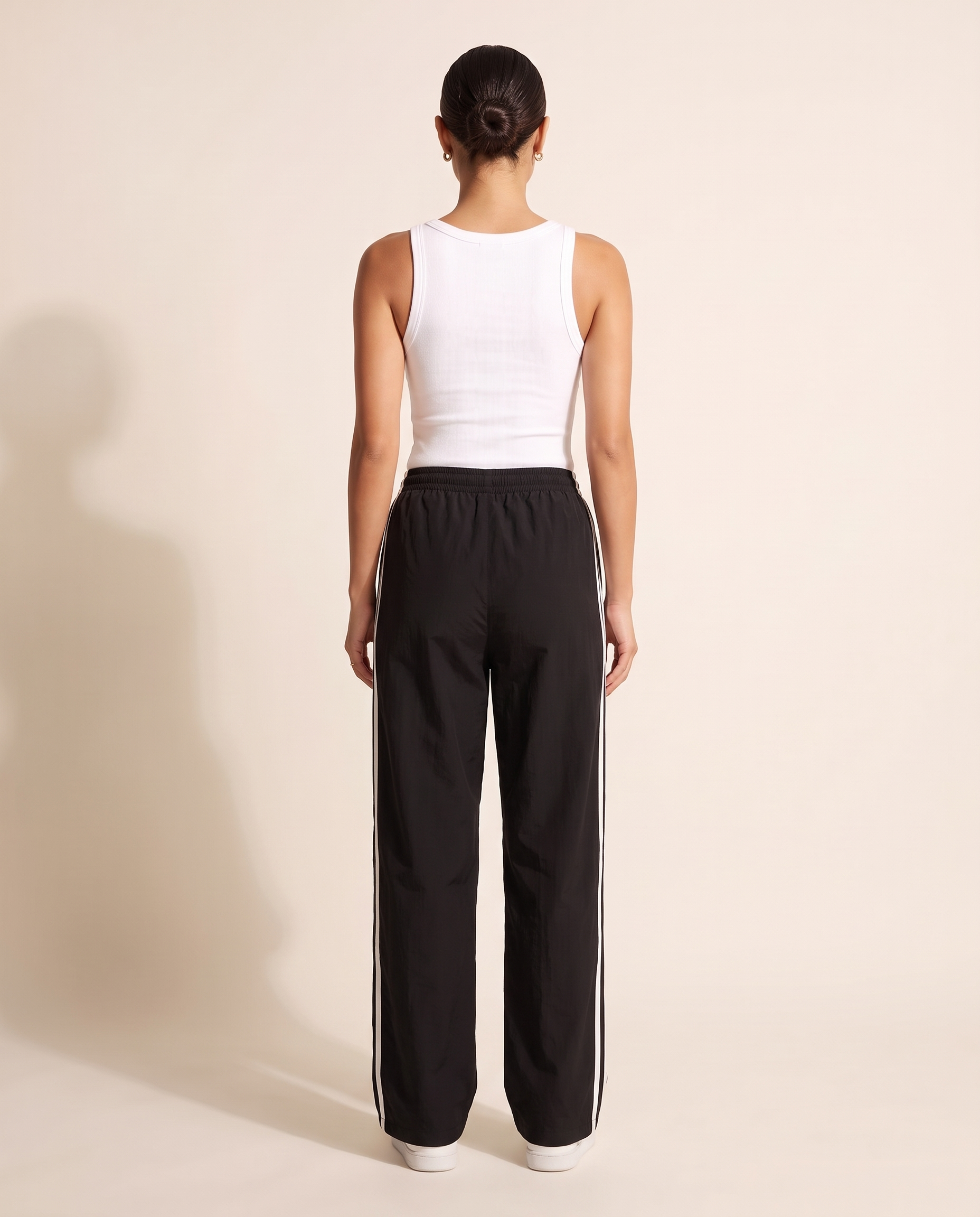 Relaxed Straight Leg Trousers – alternate product view