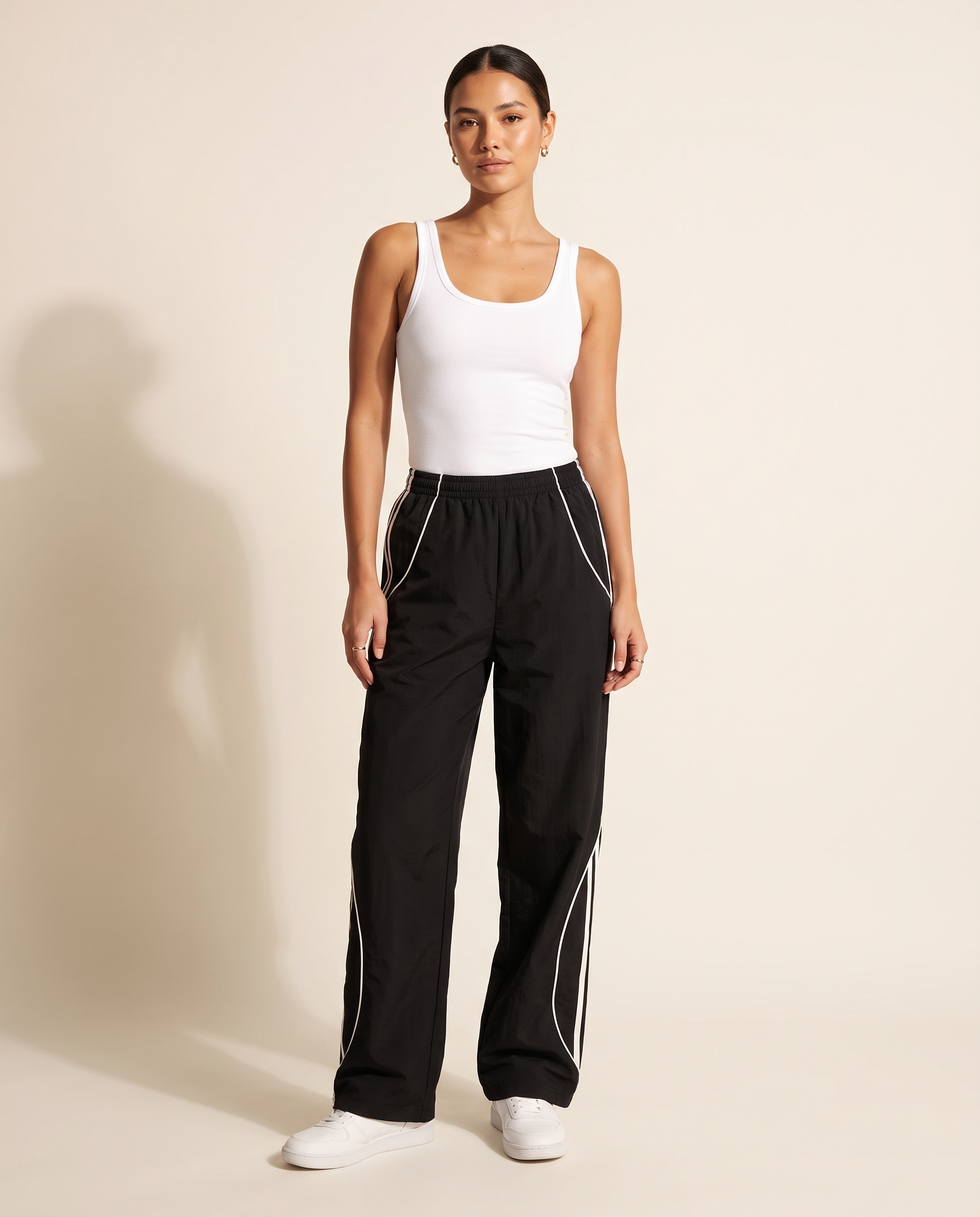 Relaxed Straight Leg Trousers – primary product view