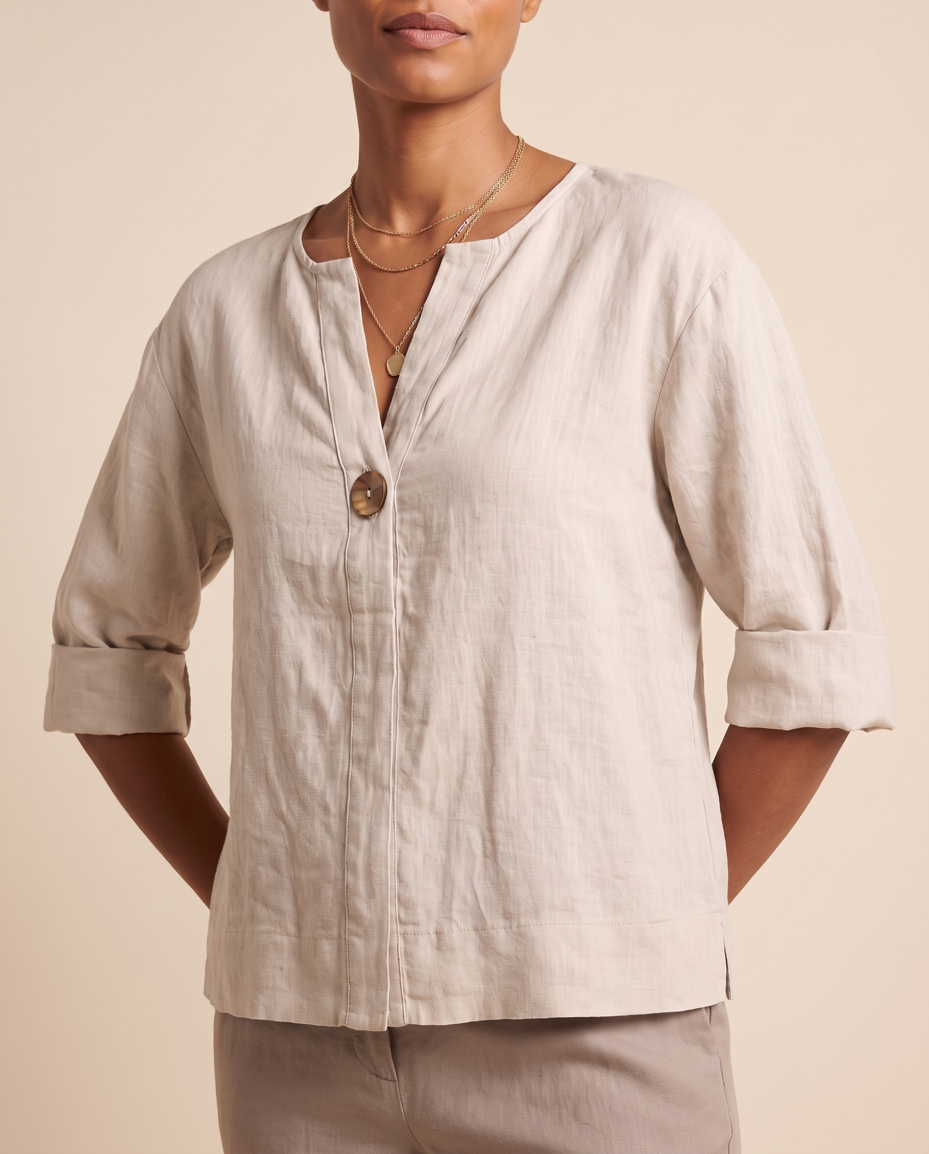 Linen Blouse with V Neck and Three Quarter Sleeves – alternate product view