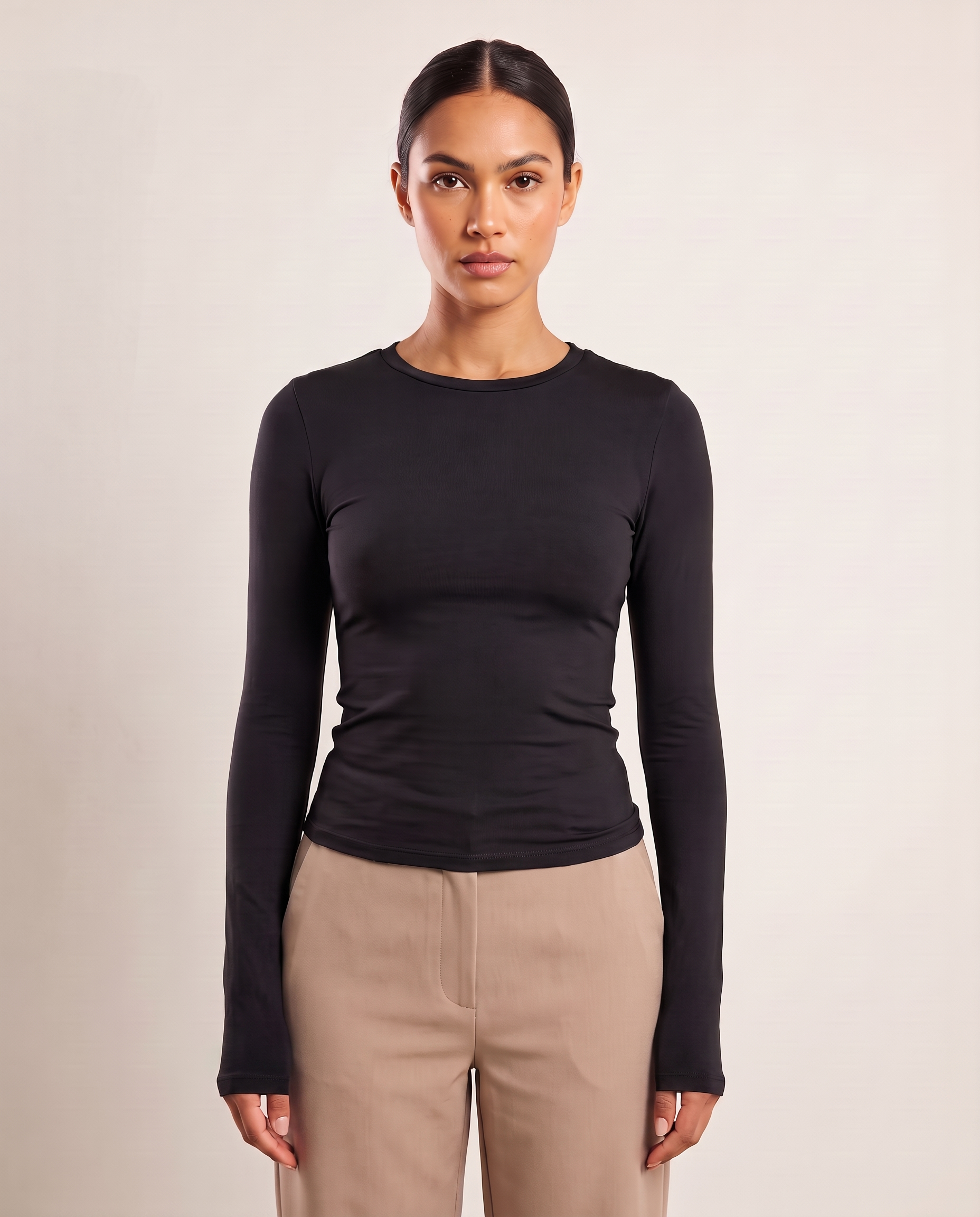 Long Sleeve Basic Top with Regular Fit – product detail view 2