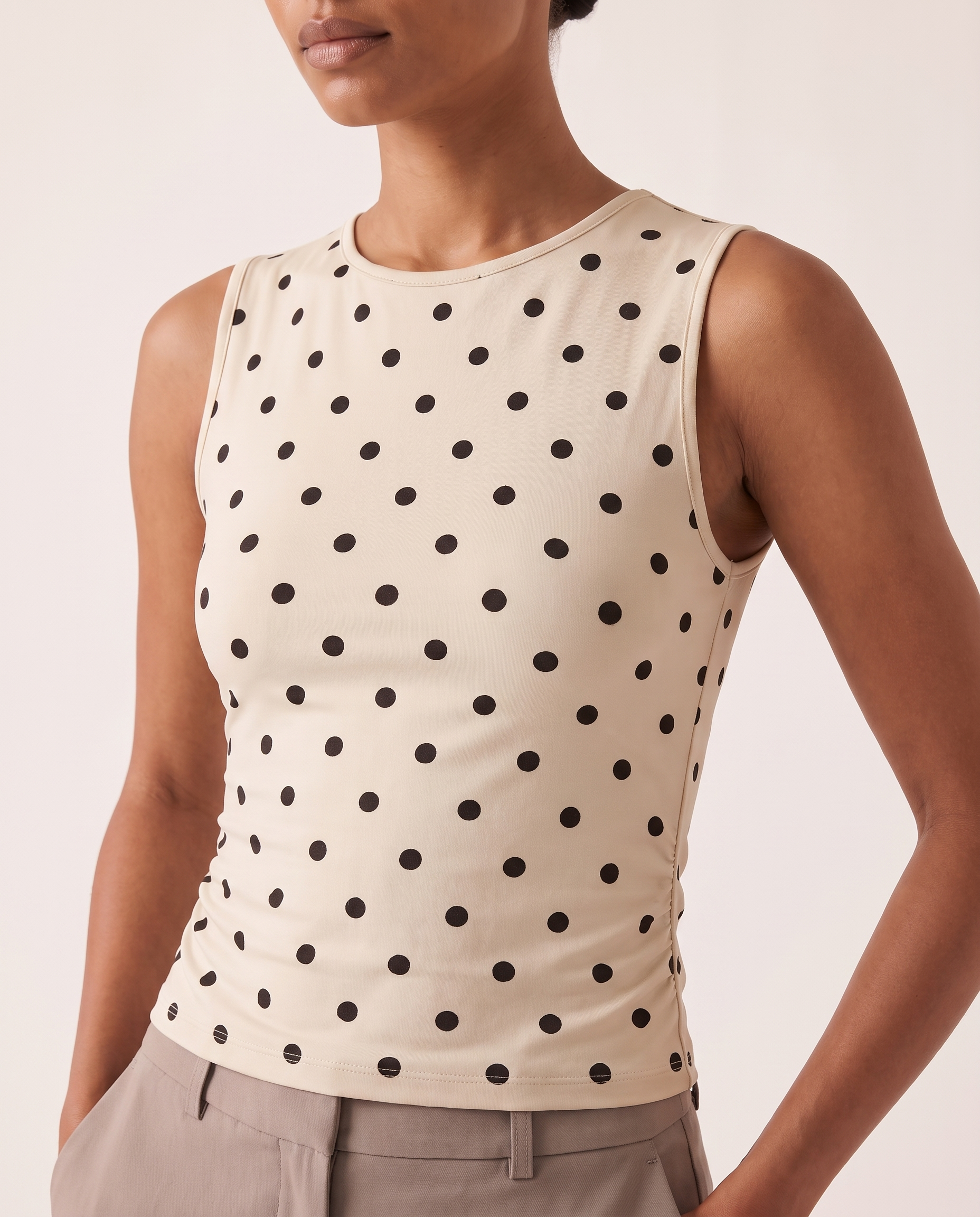 Polka Dot Crop Tank Top with Round Neck – alternate product view