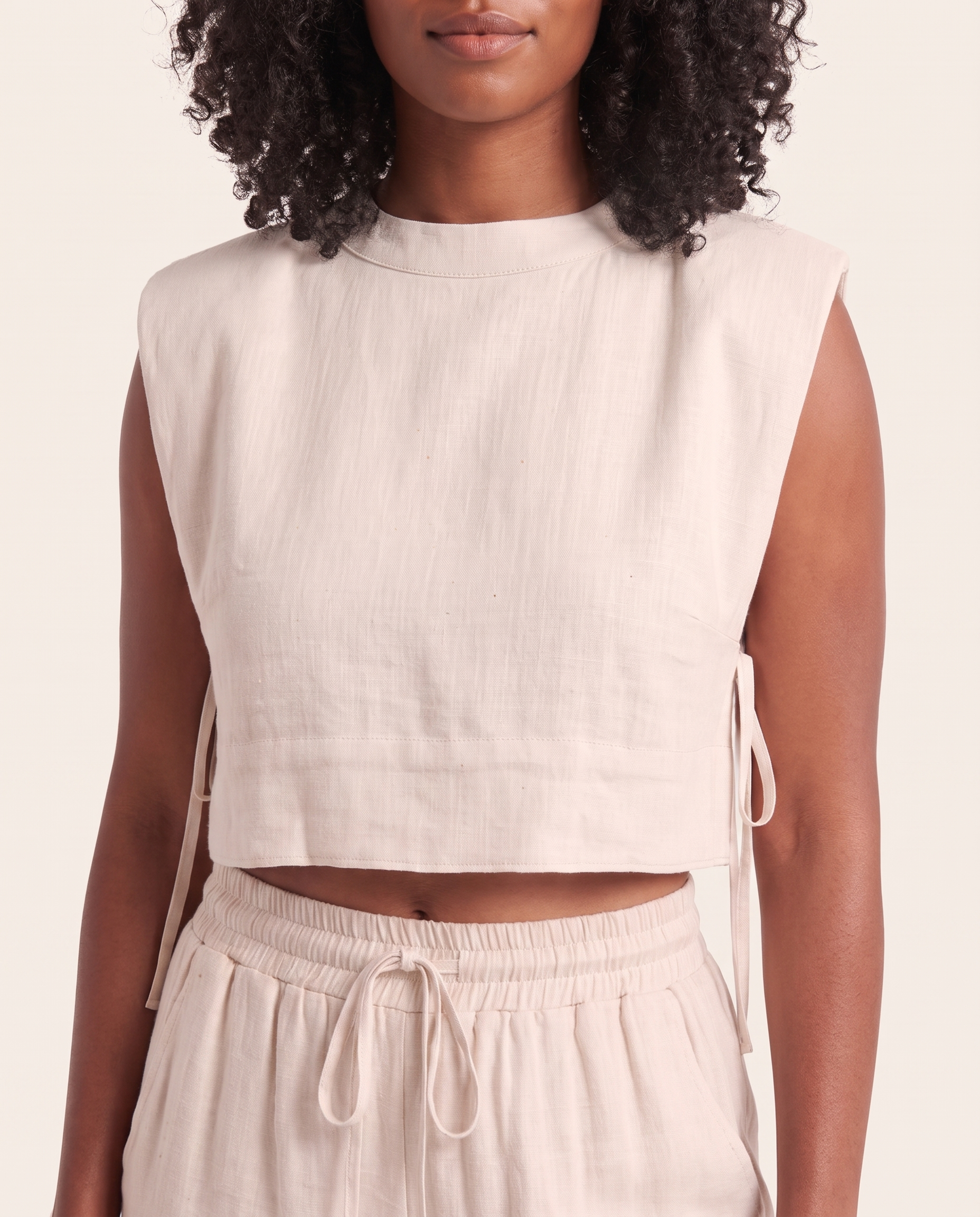 Linen Pant Set with Relaxed Fit — detail