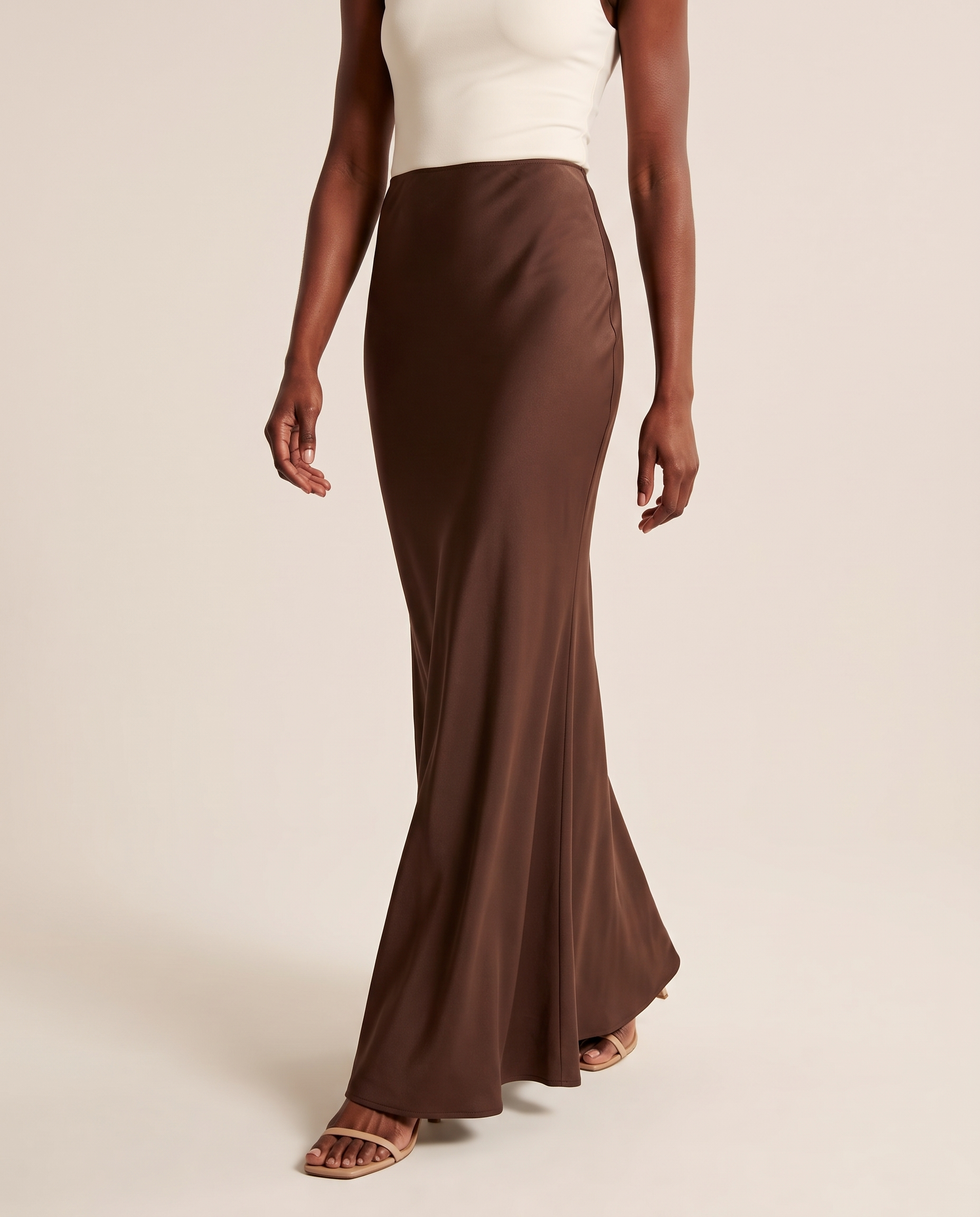 Satin Trumpet Maxi Skirt – lifestyle