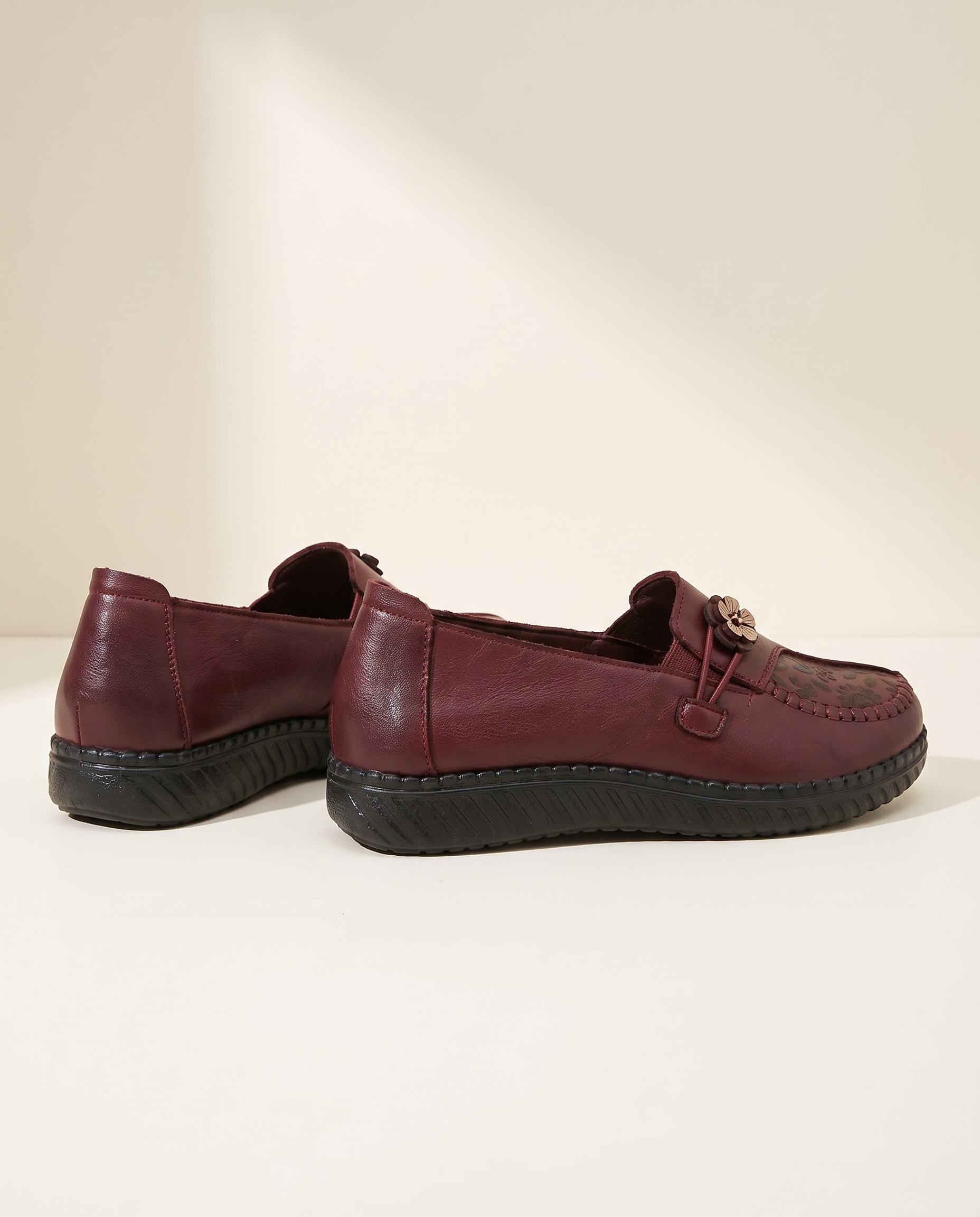 Xanthe Comfortable Slip-On Flat Loafers — side view