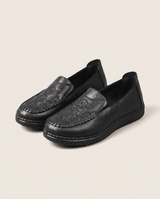 HK222-Black